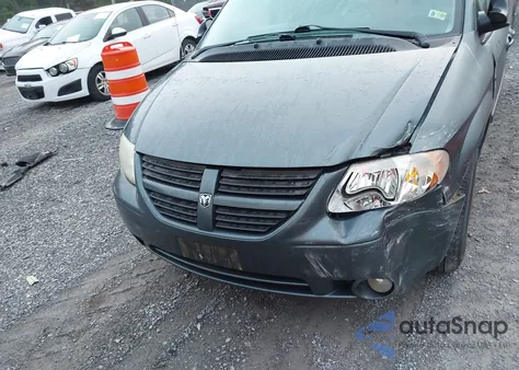 2007 Dodge Grand Caravan Sxt from USA, damaged, VIN 2D8GP44L87R268141